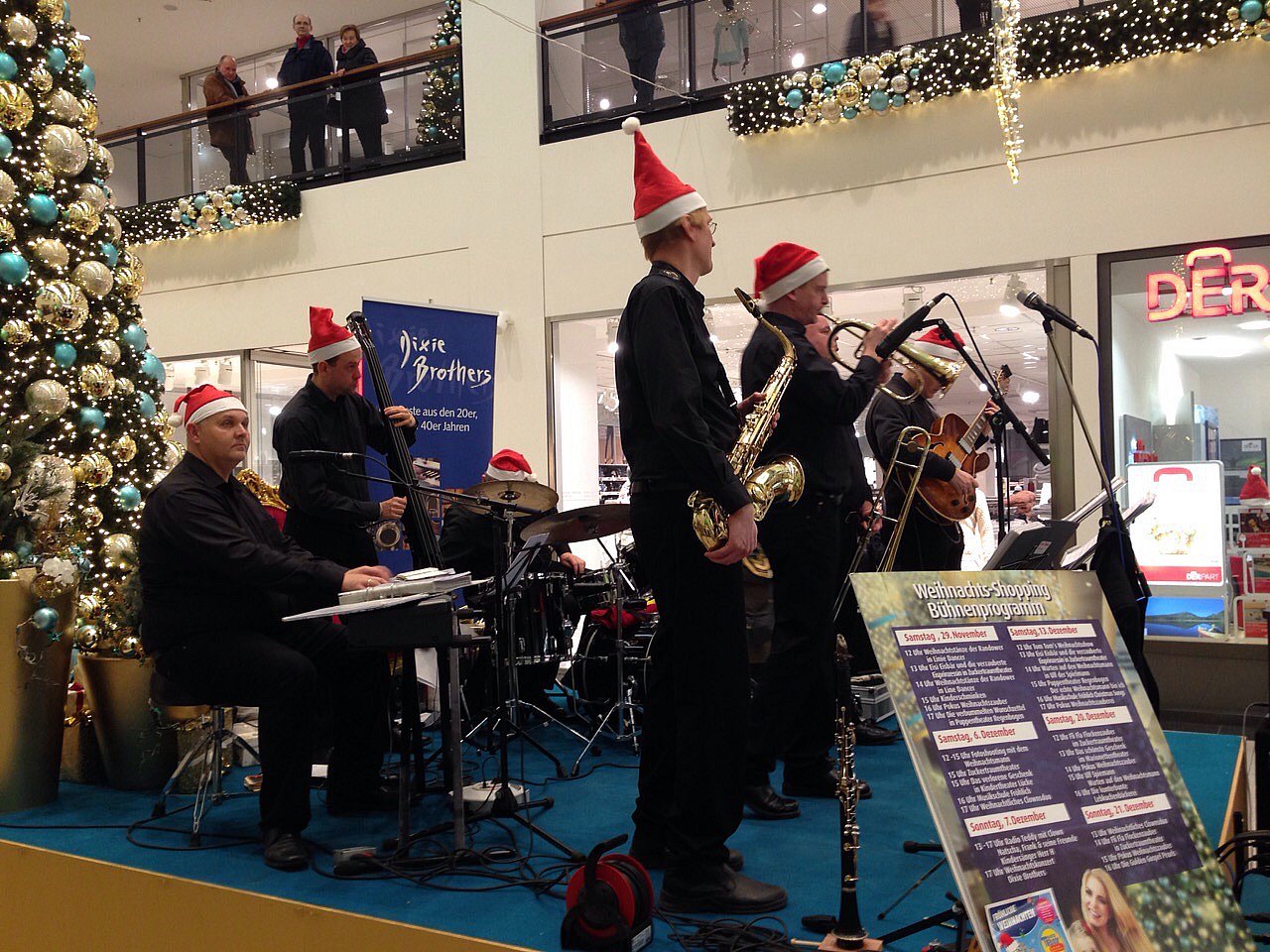 X-Mas im Tempelhofer Hafen